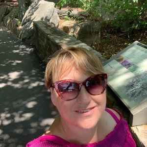 Meet your Posher, Angela